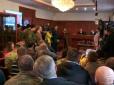 Суд над прикордонником Колмогоровим, якого Матіос хоче посадити на 13 років. Наживо (відео)