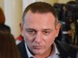 Постраждав тільки костюм: У Києві напали на скандального нардепа