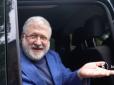 Часи змінюються: Коломойський навідався на допит у НАБУ