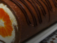 Смакота! Шоколадний рулет з мандаринами без випікання
